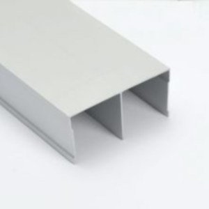 Направляющая верхняя серебро 3,6 м (1 мм)