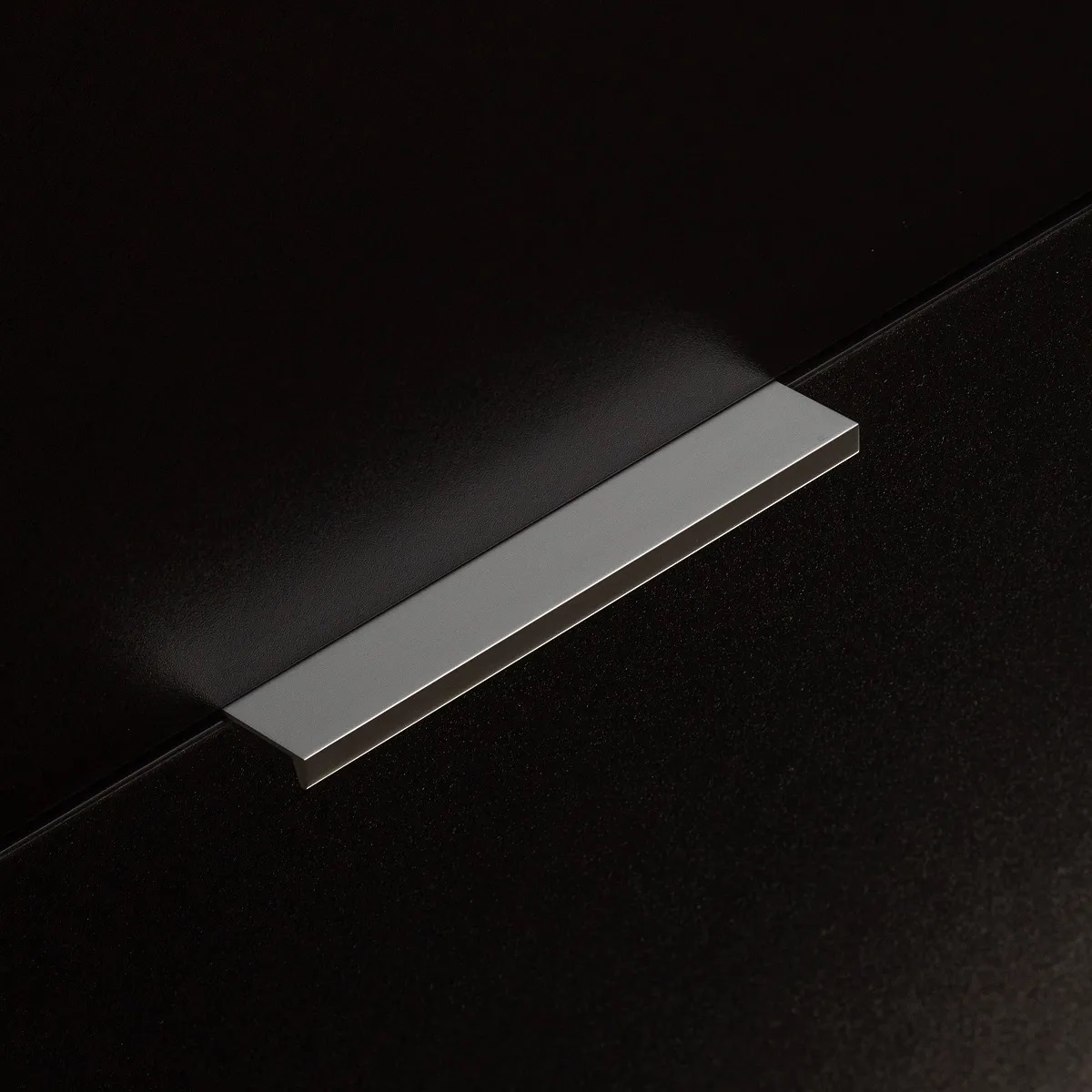 Ручка HEXI 96мм/150мм, алюминий